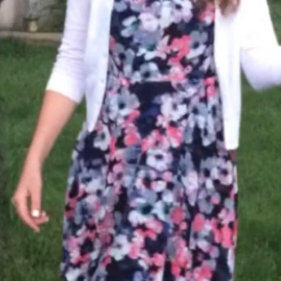 Dress - Picture 3 of 3